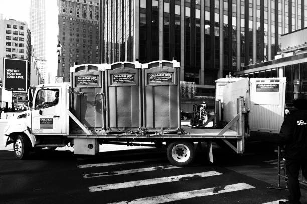 Portable Toilet Options We Offer in Willowbrook, IL